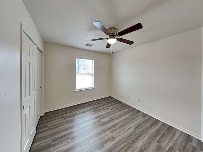 Building Photo - 21742 Texian Ct