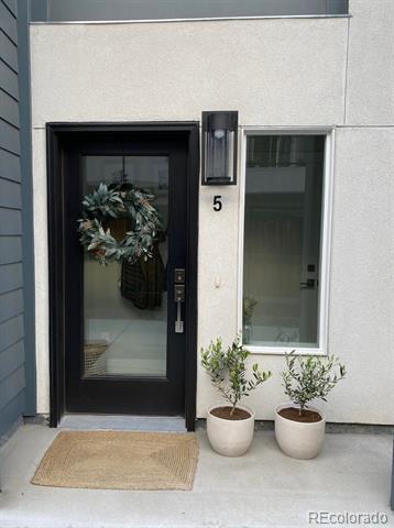 Building Photo - 2790 W 25th Ave