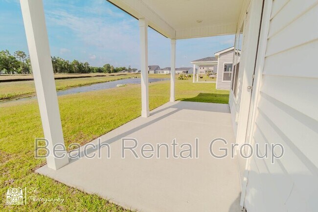 Building Photo - 1863 Villena Dr