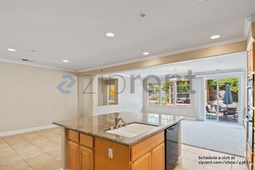 Building Photo - 5849 Penwood Ln