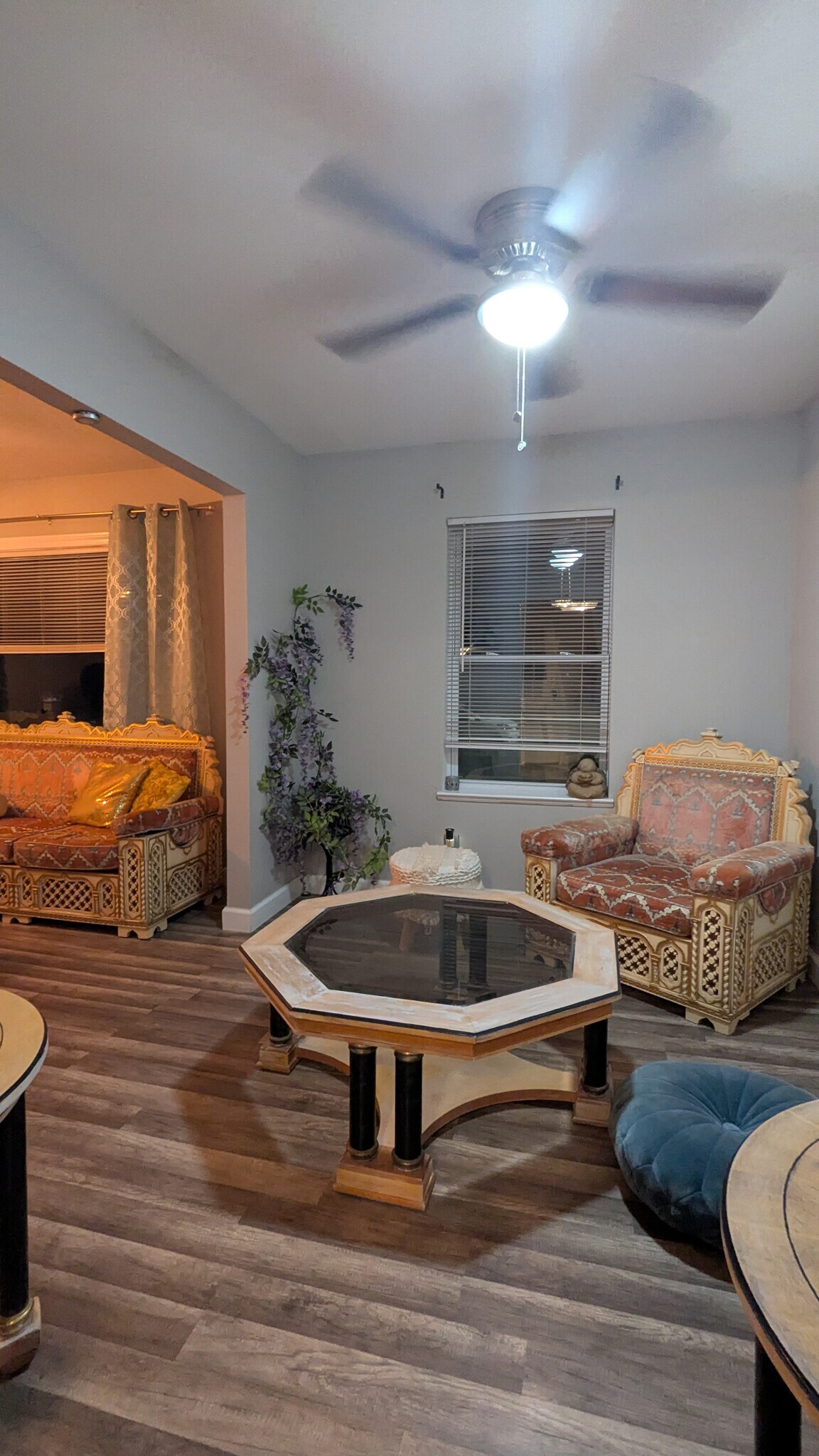 Fully furnished living/dining room with stylish furnishings from the Fox Theater. - 3182 Latona Dr SW