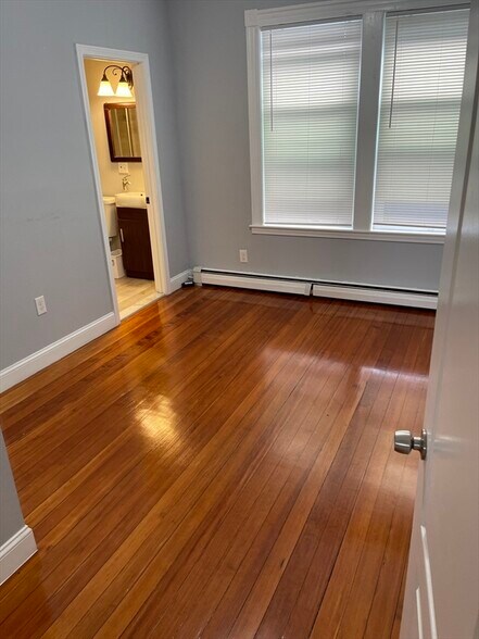 Building Photo - 330 Western Ave