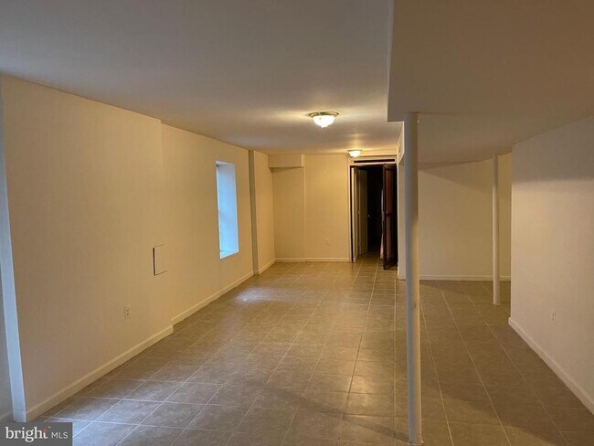 Building Photo - 2807 White Birch Ct