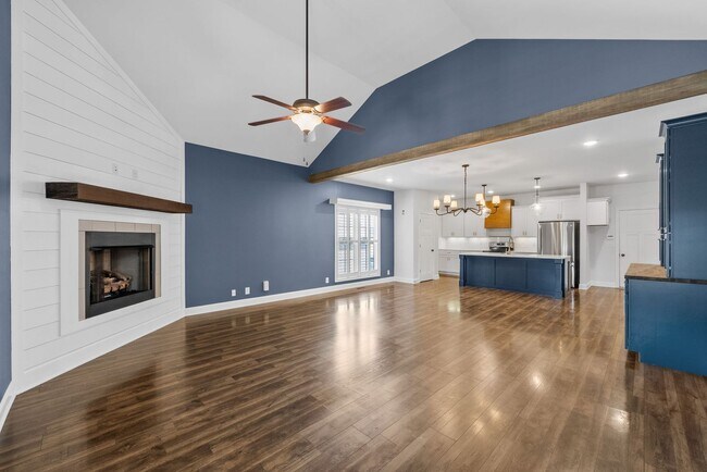 Building Photo - Elegant 4-Bedroom Home with Vaulted Ceilin...