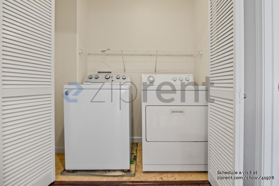 Building Photo - 3137 Cedarwood Loop
