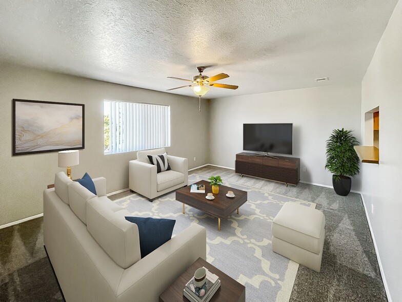 Primary Photo - Las Kivas Apartments