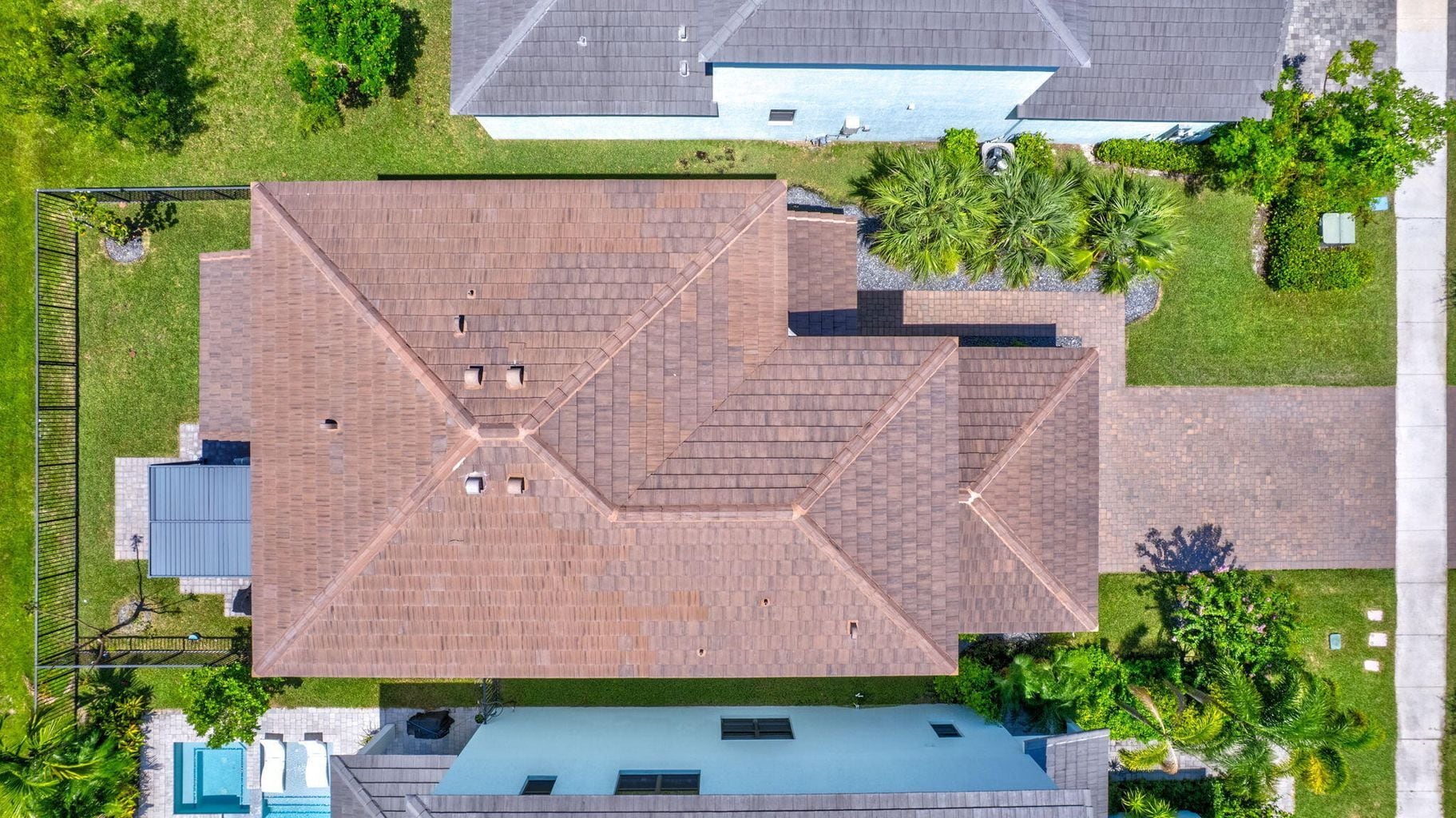 Building Photo - 16608 Cove Rd