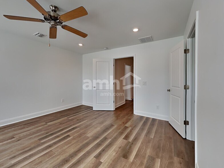 Building Photo - 551 Plumeria Ln