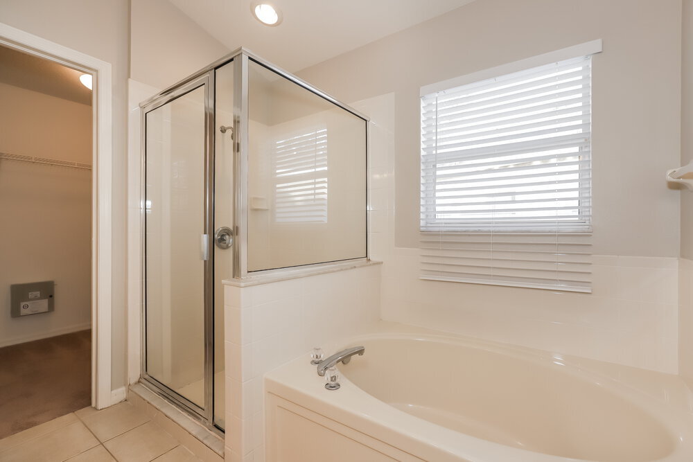 Building Photo - 9421 Cypress Harbor Dr