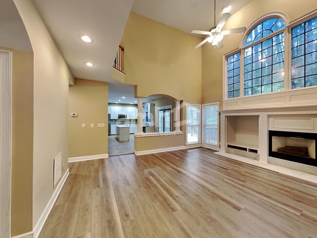 Building Photo - 4727 Cedar Wood Dr SW