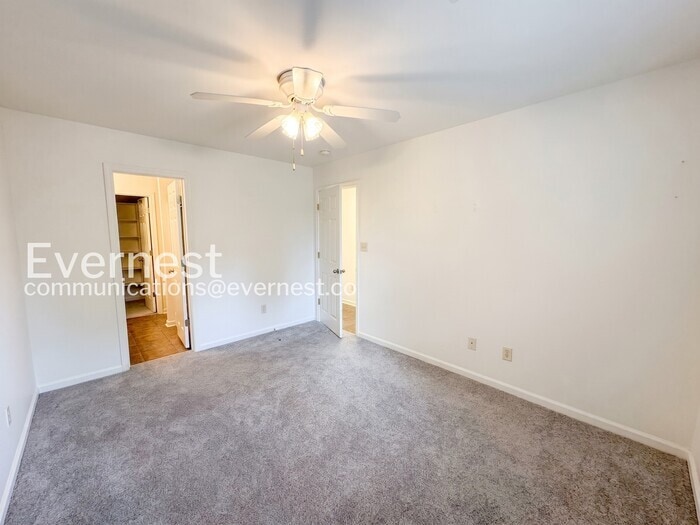 Building Photo - 10800 Frenchmen Loop