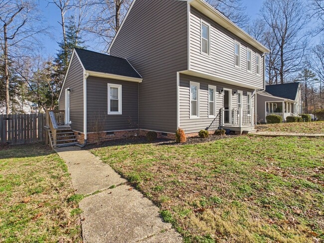 Building Photo - 12024 Lockett Ridge Ave