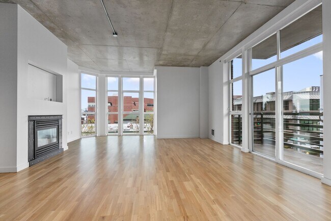 Building Photo - 1bd/1ba Seattle Condo