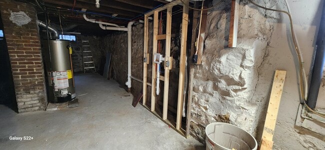 Building Photo - 705 Liberty St