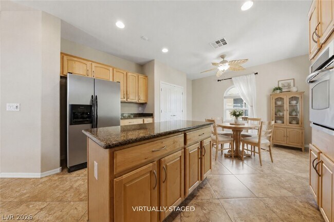 Building Photo - 2148 Shadow Canyon Dr