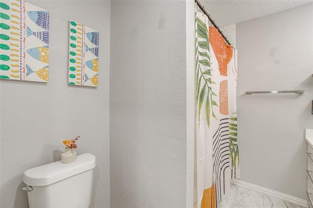 Building Photo - 1905 Chattanooga Dr