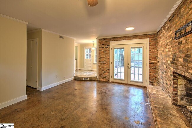 Building Photo - 10 Buist Ave