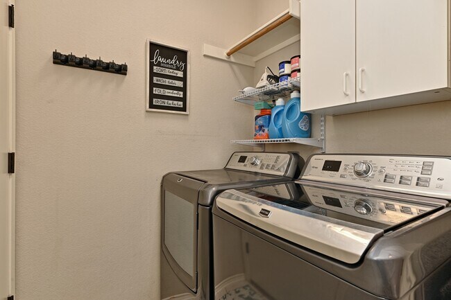 Building Photo - 2508 Sonoma Cv