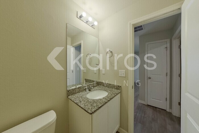 Building Photo - 9143 Aegean Cir