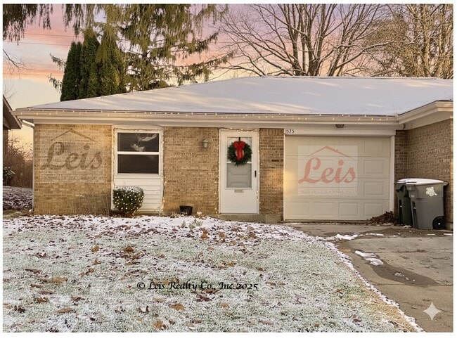 Primary Photo - 1525 Saratoga Dr