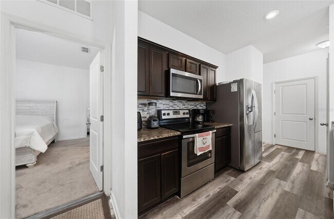 Building Photo - 901 Orchid Grove Blvd