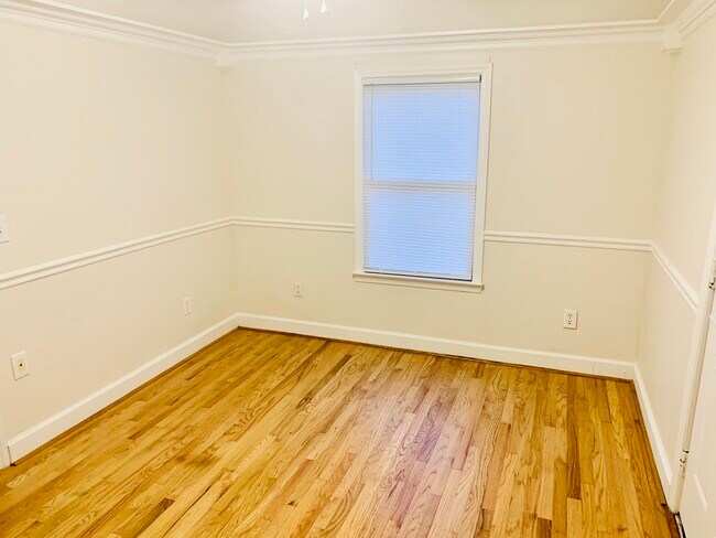 Bedroom 2 - 407 Somers Ave