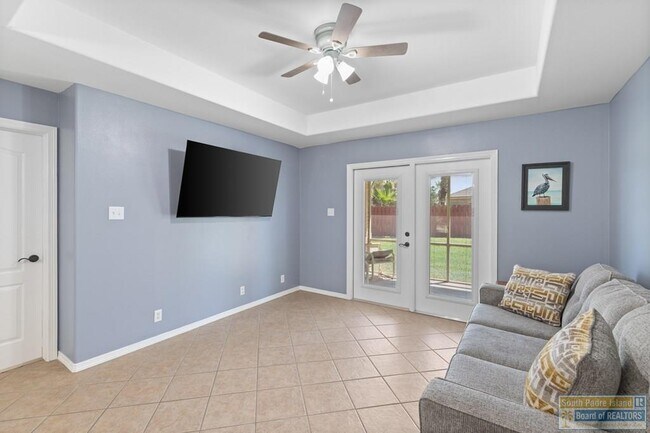 Building Photo - 40 Augusta W