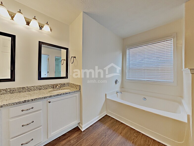 Building Photo - 3917 Abernathy Farm Way