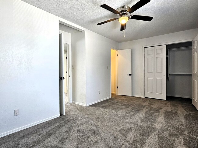 Building Photo - Welcome to your ideal Norman living experi...