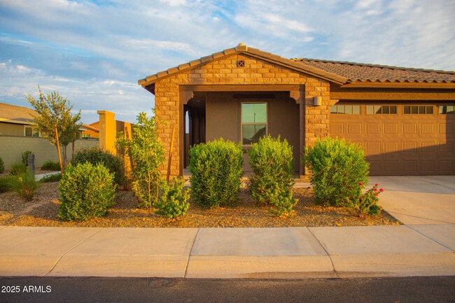 Building Photo - 17007 W El Caminito Dr