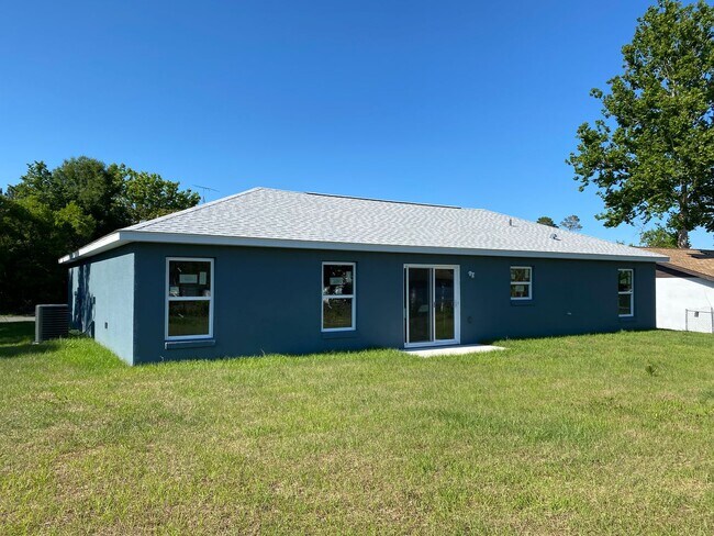 Building Photo - Beautiful Newer  Home - 3/2/2 **WON"T LAST**