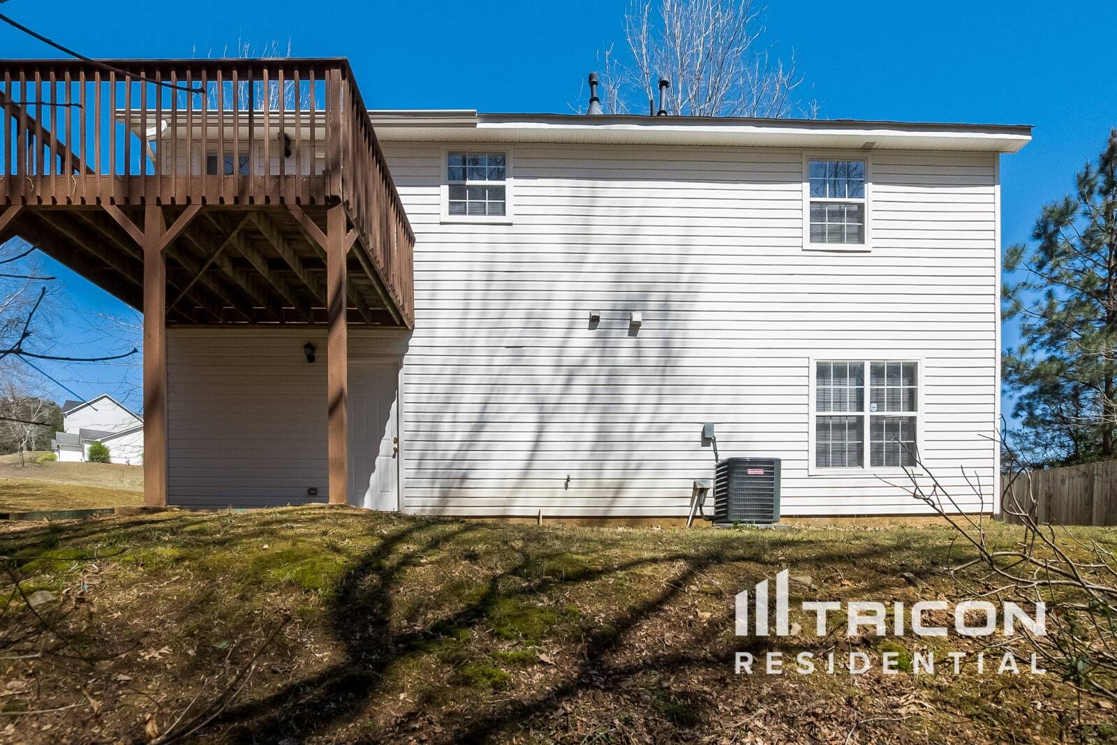 Building Photo - 3185 Lower Creek Dr