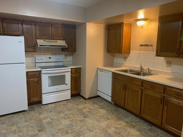 Building Photo - 822 Fremont St