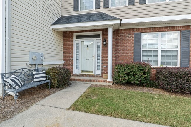 Building Photo - Townhome in Evans