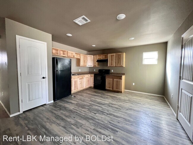 Building Photo - 3 br, 2 bath House - 1518 E 28th Street