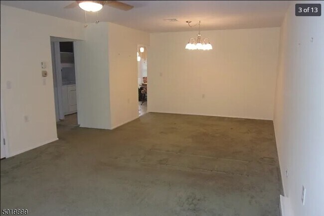 Living Room /Dining Room - 865A Inverness Ct