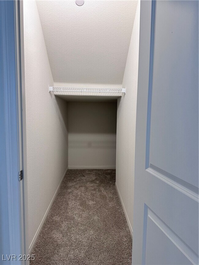 Building Photo - 3634 Cameri Ave