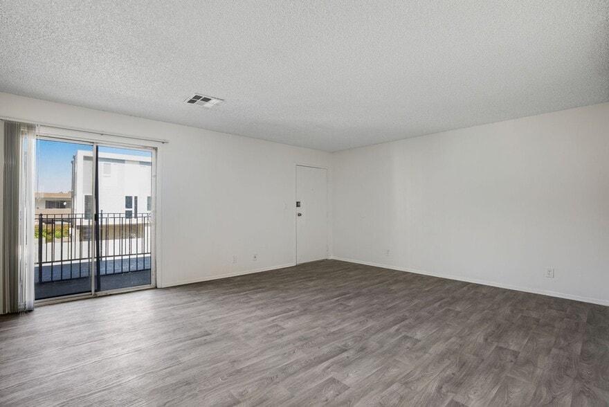 Interior Photo - Windsor Arms Apartments