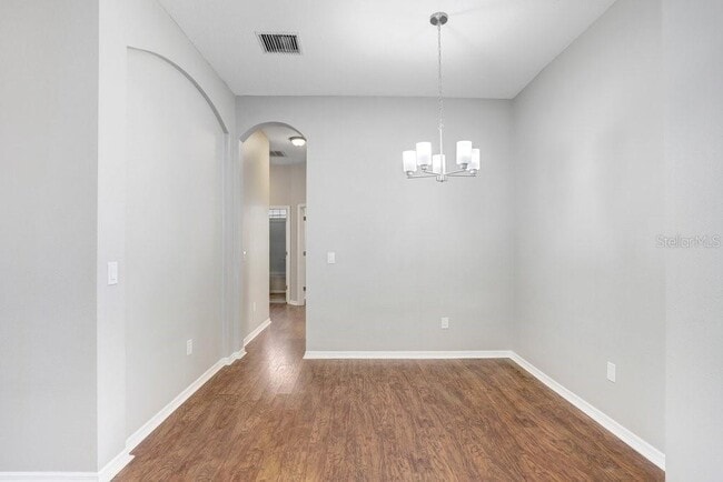 Building Photo - 7005 Cohasset Cir