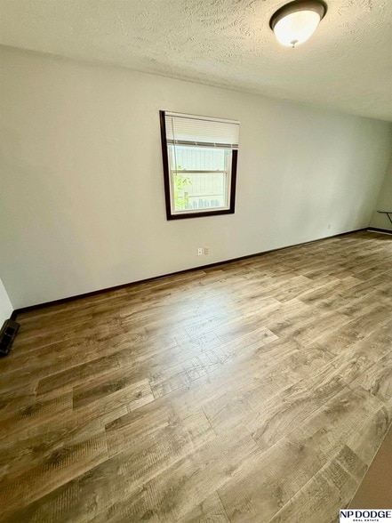 Building Photo - 1503 Willow Ave