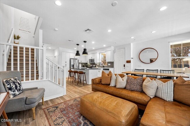 Building Photo - 215 Red Brick Dr