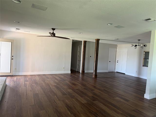 Building Photo - 2885-2862 FM