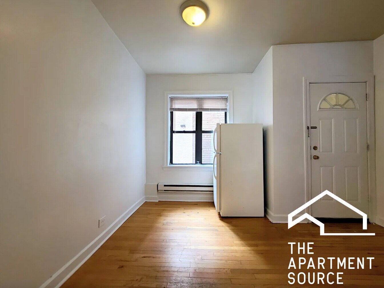 Building Photo - 3723 N Pine Grove Ave