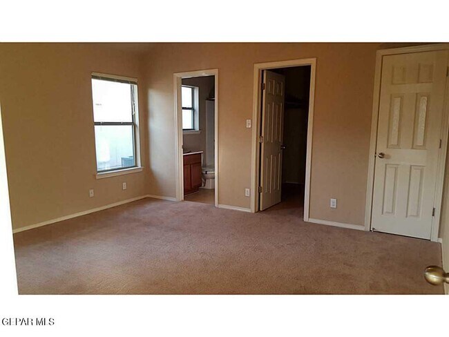 Building Photo - 14552 Spanish Point Dr