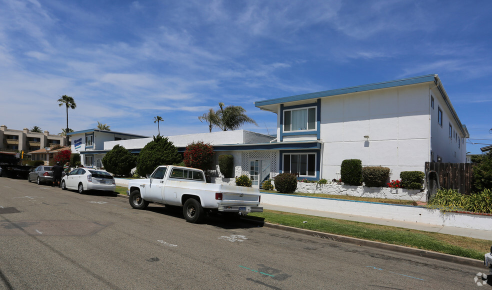 Building Photo - Palm View Village