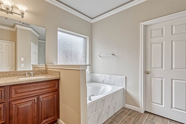 Building Photo - 7331 Colony Bend Ln