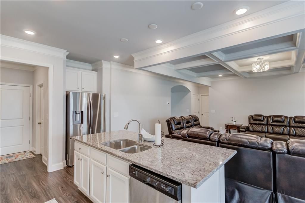 Building Photo - 404 Henson Farm Dr