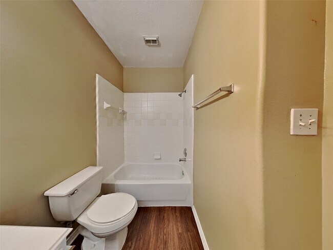 Building Photo - 26004 Castle Meadow Ln