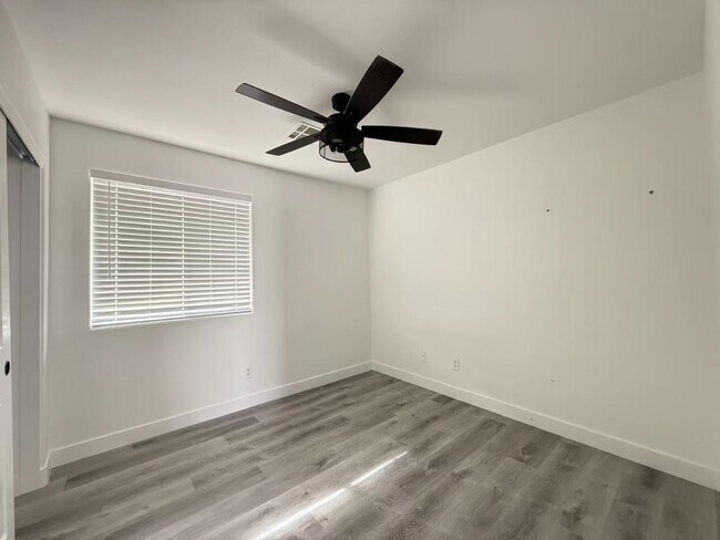 Building Photo - 1031 Monte De Oro Ave