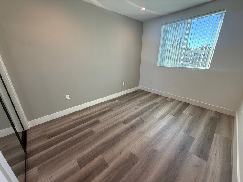 Building Photo - 11155 Huston St